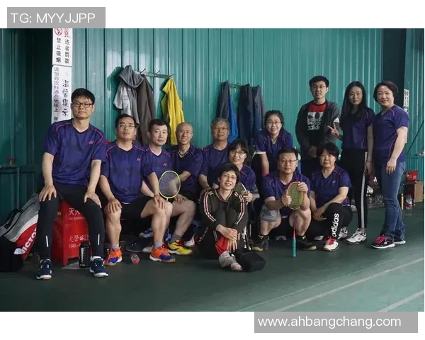 赛后分析上海羽毛球队与武汉羽毛球队的耐力较量与战术思考